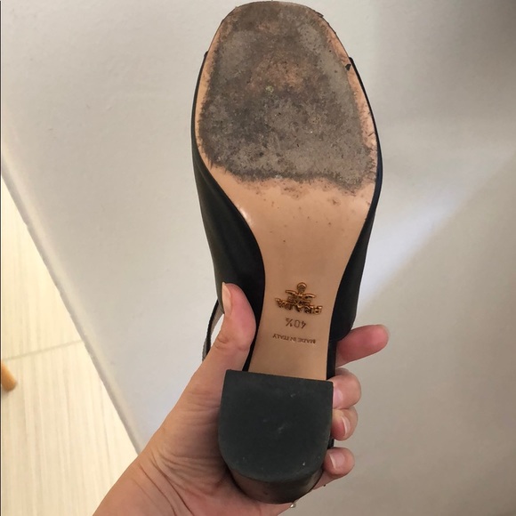 Prada Heels size 40 (although it says 40,5) - Picture 4 of 8